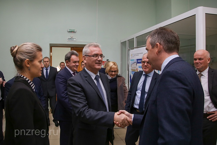 Губернатор провёл рабочую встречу с владельцем группы компаний «Авиаген»
